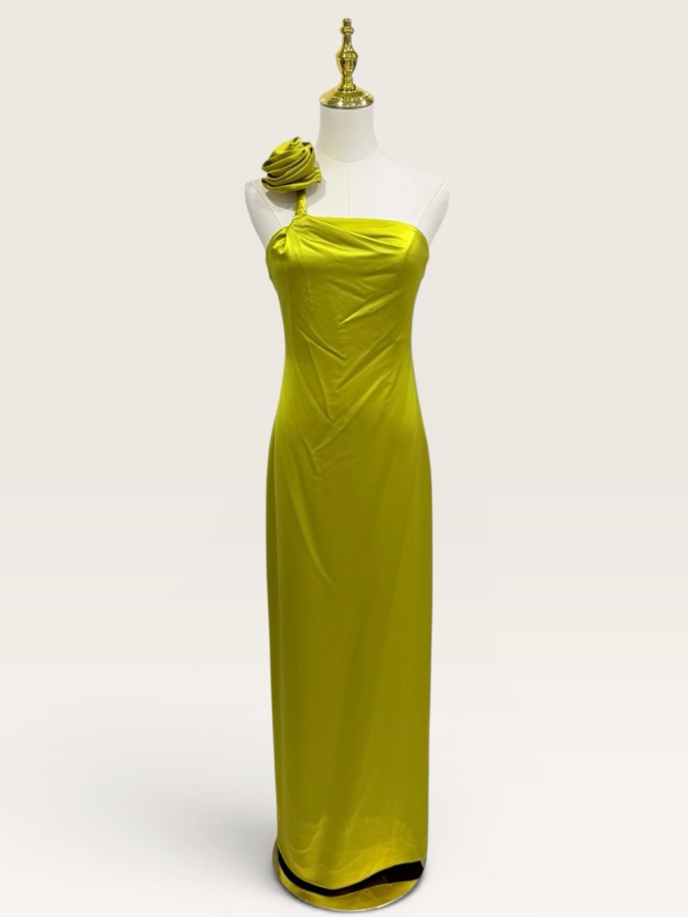 Muse by Marchesa Sz 0 Fleur Satin One Shoulder Rosette Column Gown Dress Citrine